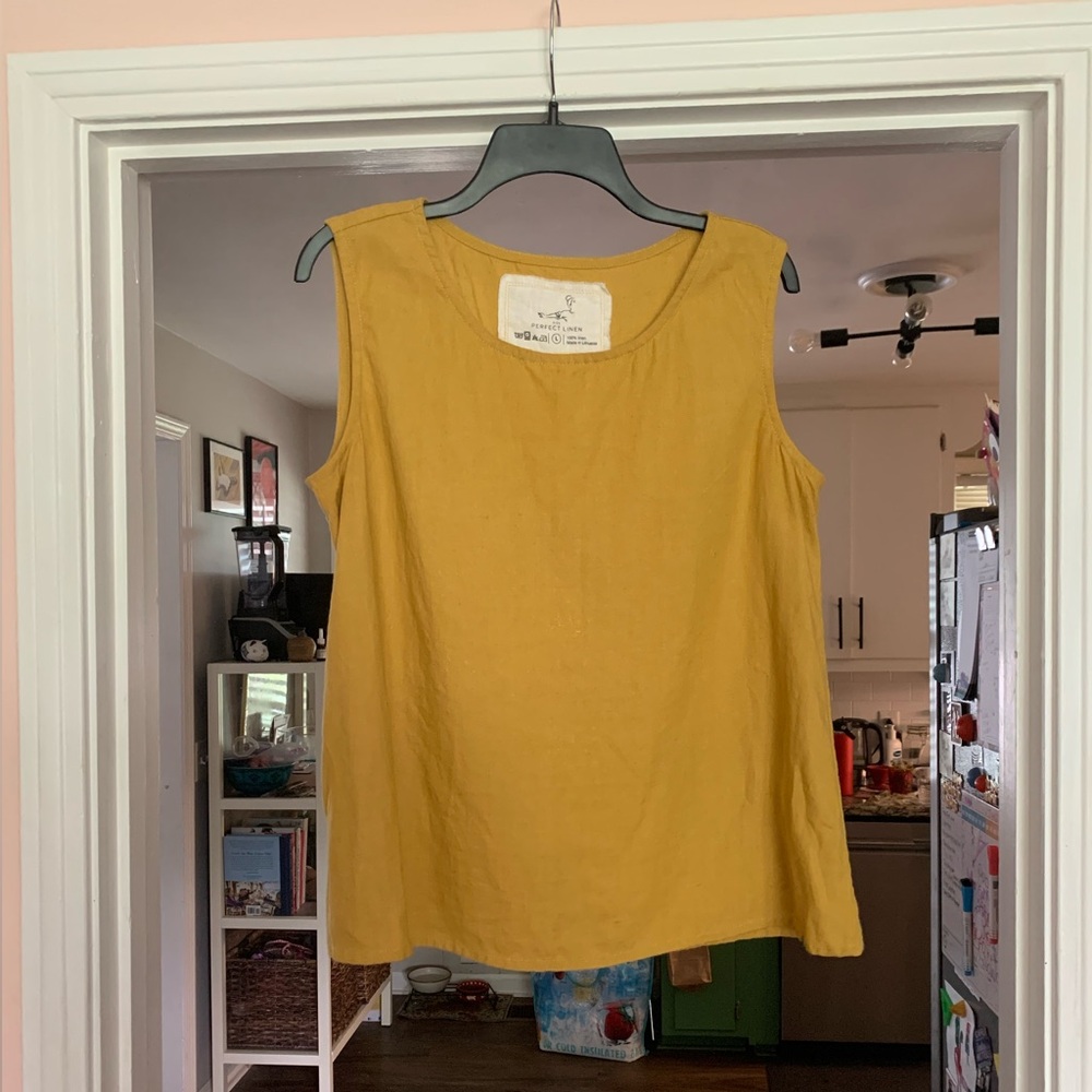 notPERFECTLINEN Vienna tank in discontinued honey yellow